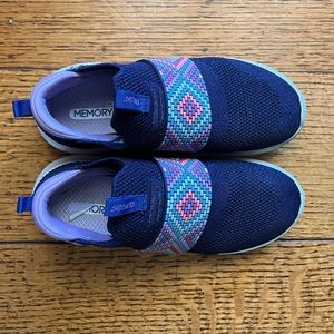 Gently used girls Skechers Memory Foam sneakers